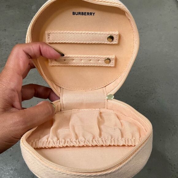 Burberry Jewelry Travel Case - Picture 3 of 4